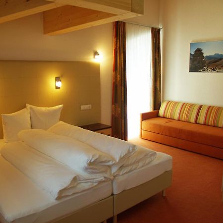 Alpinea Appartements Ischgl Ngoại thất bức ảnh