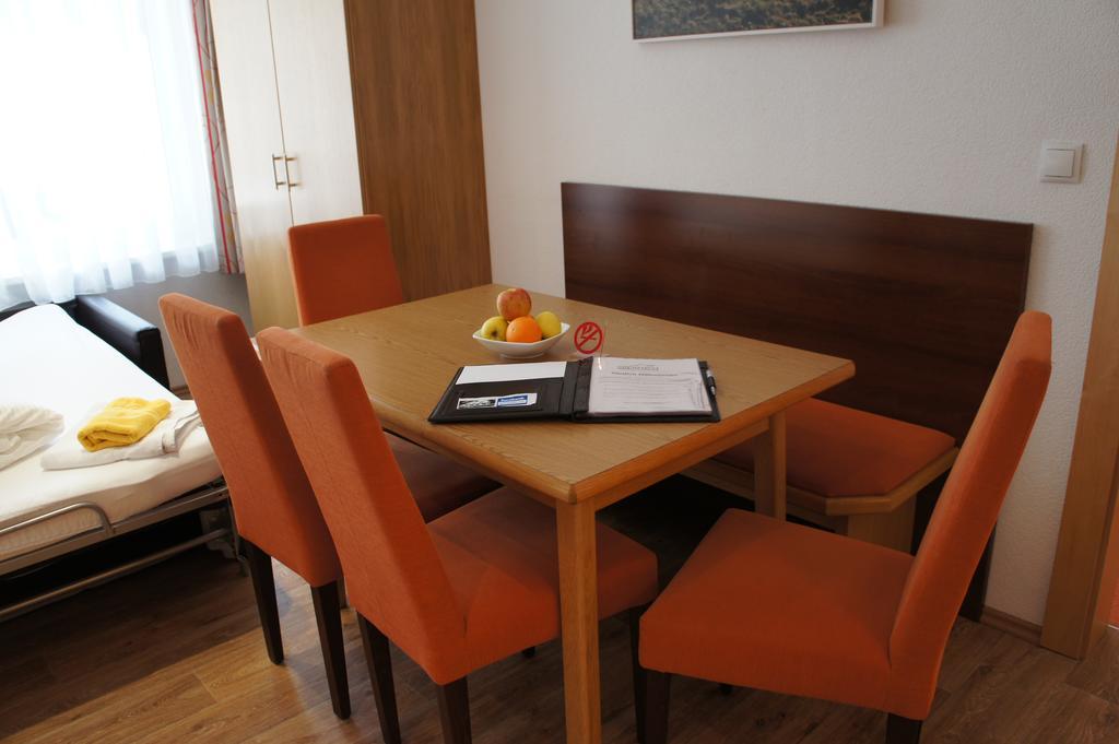 Alpinea Appartements Ischgl Ngoại thất bức ảnh