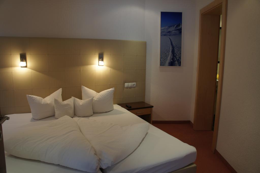 Alpinea Appartements Ischgl Ngoại thất bức ảnh